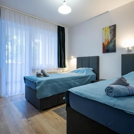 Urban Nest Апартаменты